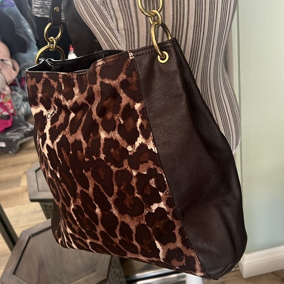 1 hour sale. COACH, leopard print canvas & brown leather bag, like new - Picture 8 of 9